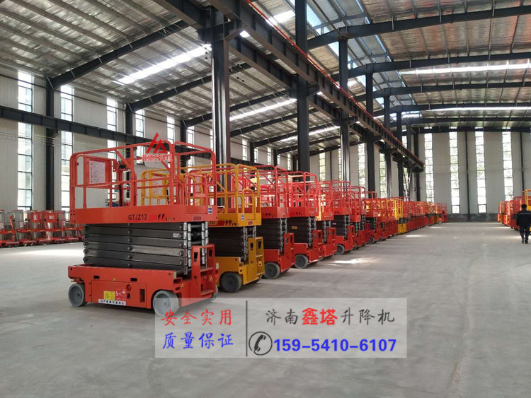 12米電動(dòng)輪全自行式升降機(jī) 12米電動(dòng)輪全自行式升降機(jī)