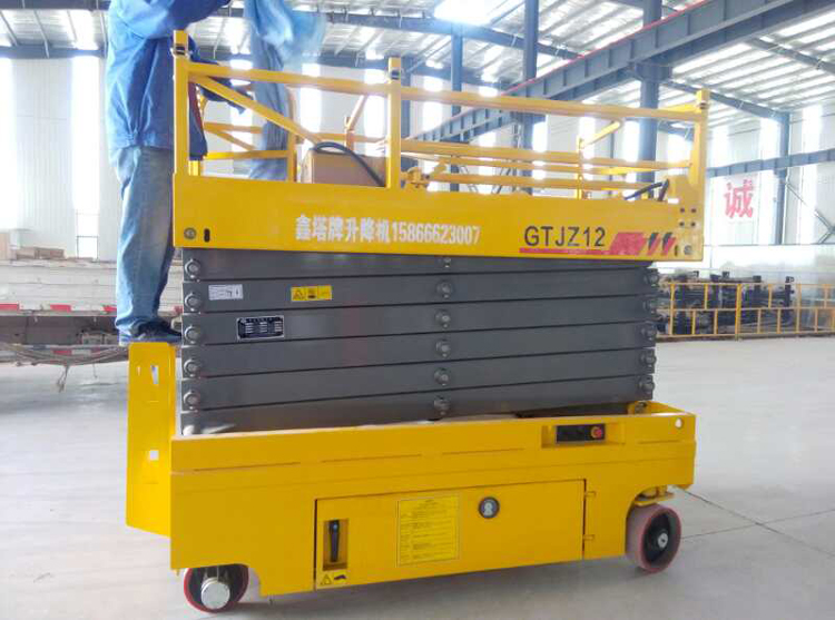 12米國產(chǎn)配置電動(dòng)輪全自行式升降機(jī) 12米國產(chǎn)配置電動(dòng)輪全自行式升降機(jī)