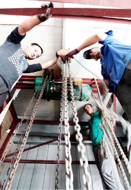 簡易升降機(jī)拆除 簡易升降機(jī)拆除