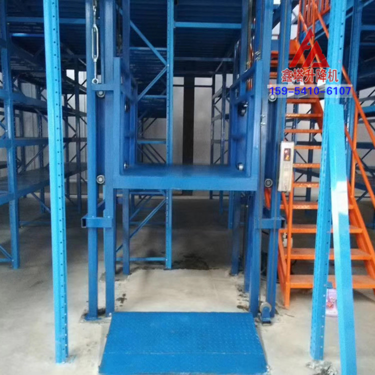 貨架上安裝的液壓升降機 貨架上安裝的液壓升降機